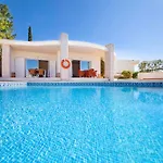 Villa Trinidad By Algarve Vacation